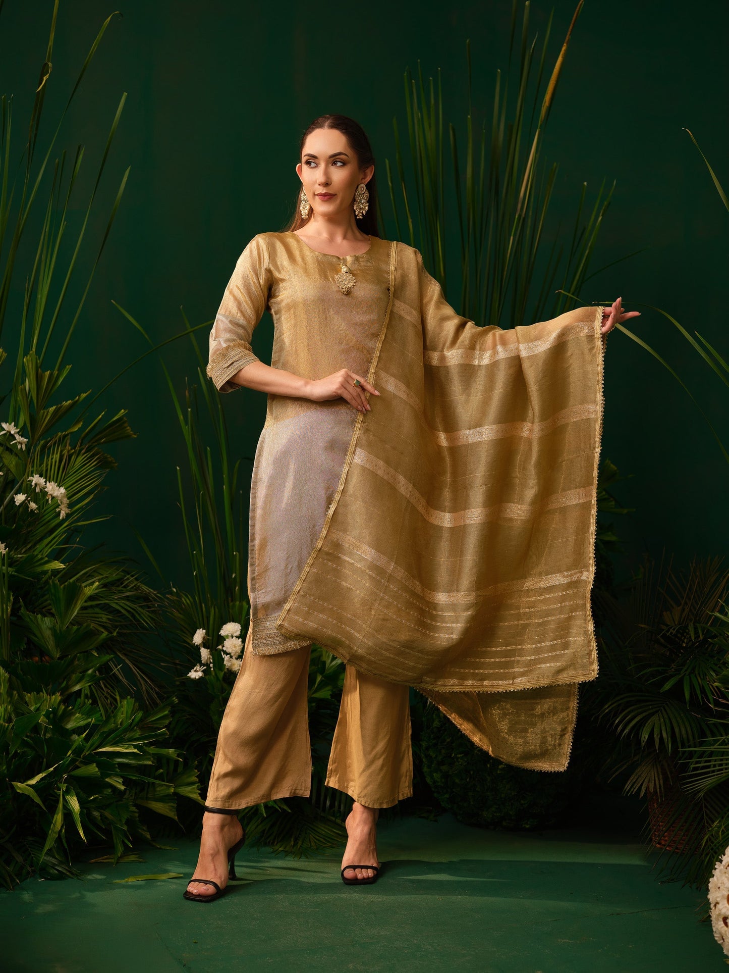 Vasara Silk Kurti Set