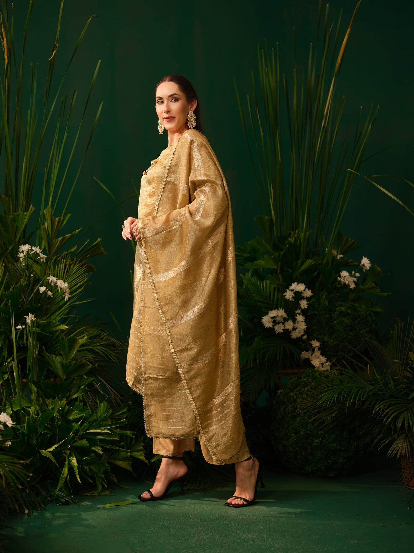 Vasara Silk Kurti Set