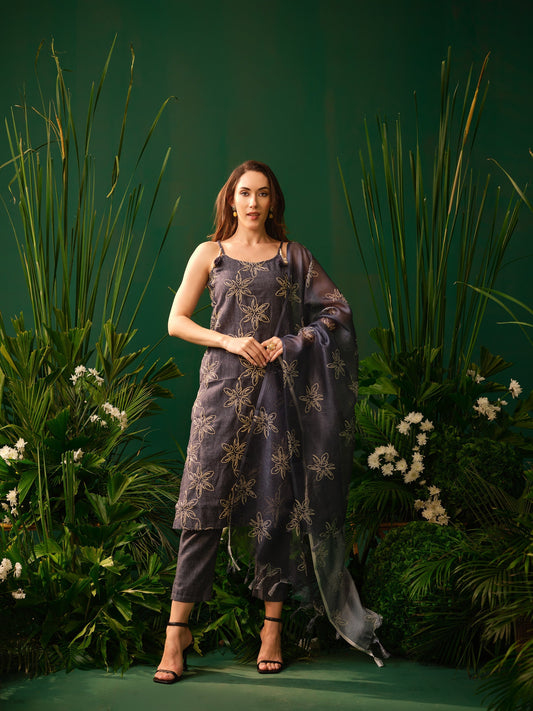 Indraya Kurta Set