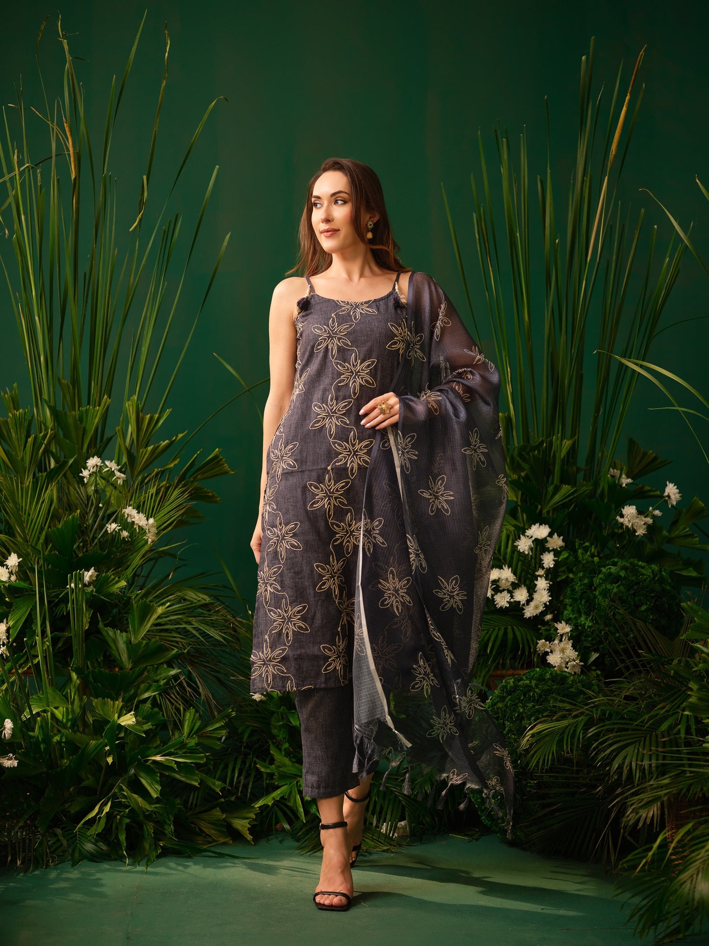 Indraya Kurta Set