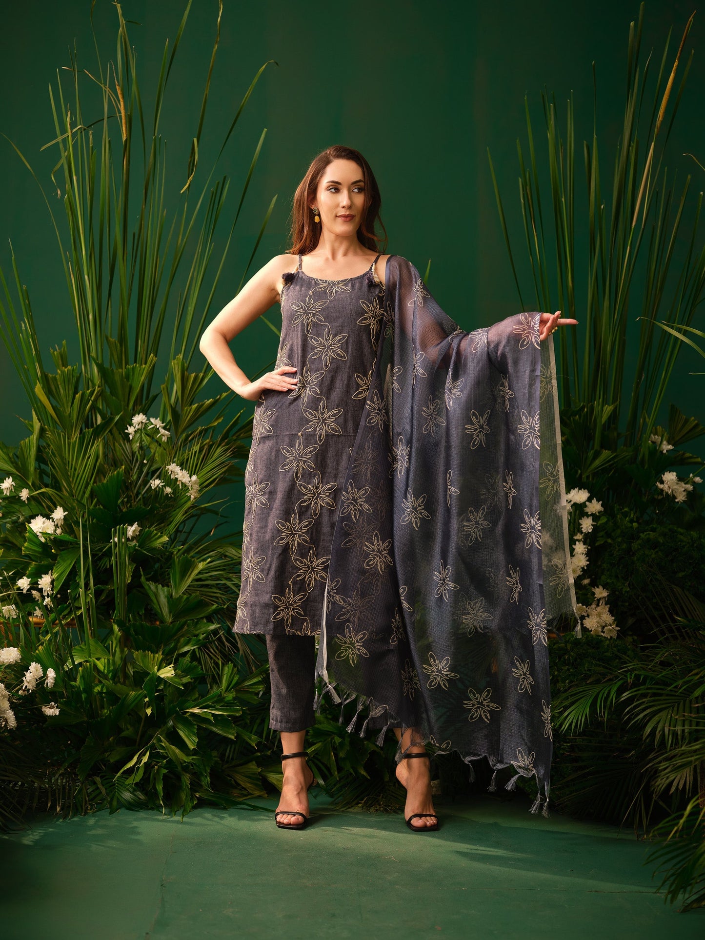 Indraya Kurta Set