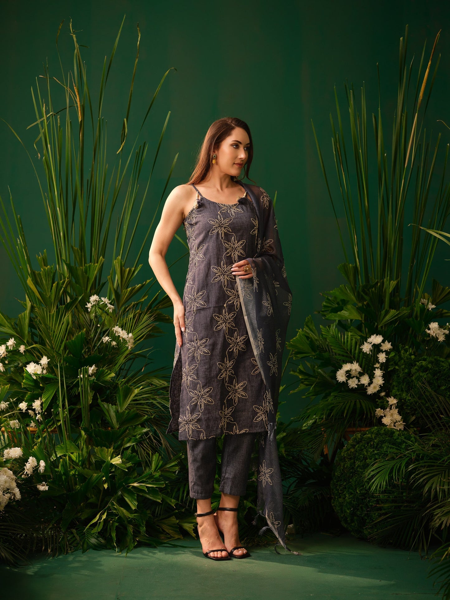 Indraya Kurta Set
