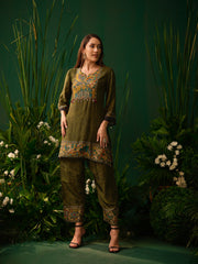 Vedanta Art Kurti Set