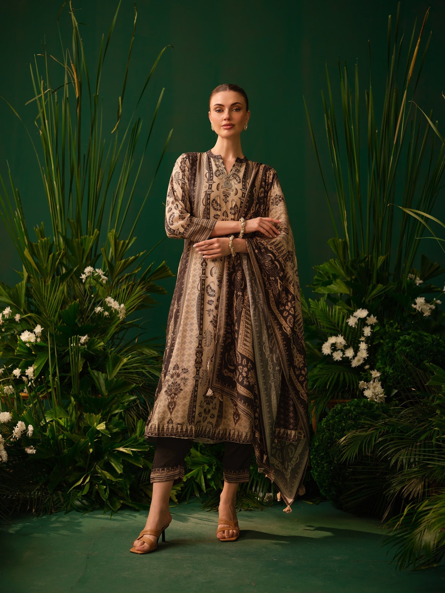 Mridha Ethnica Kurti Set