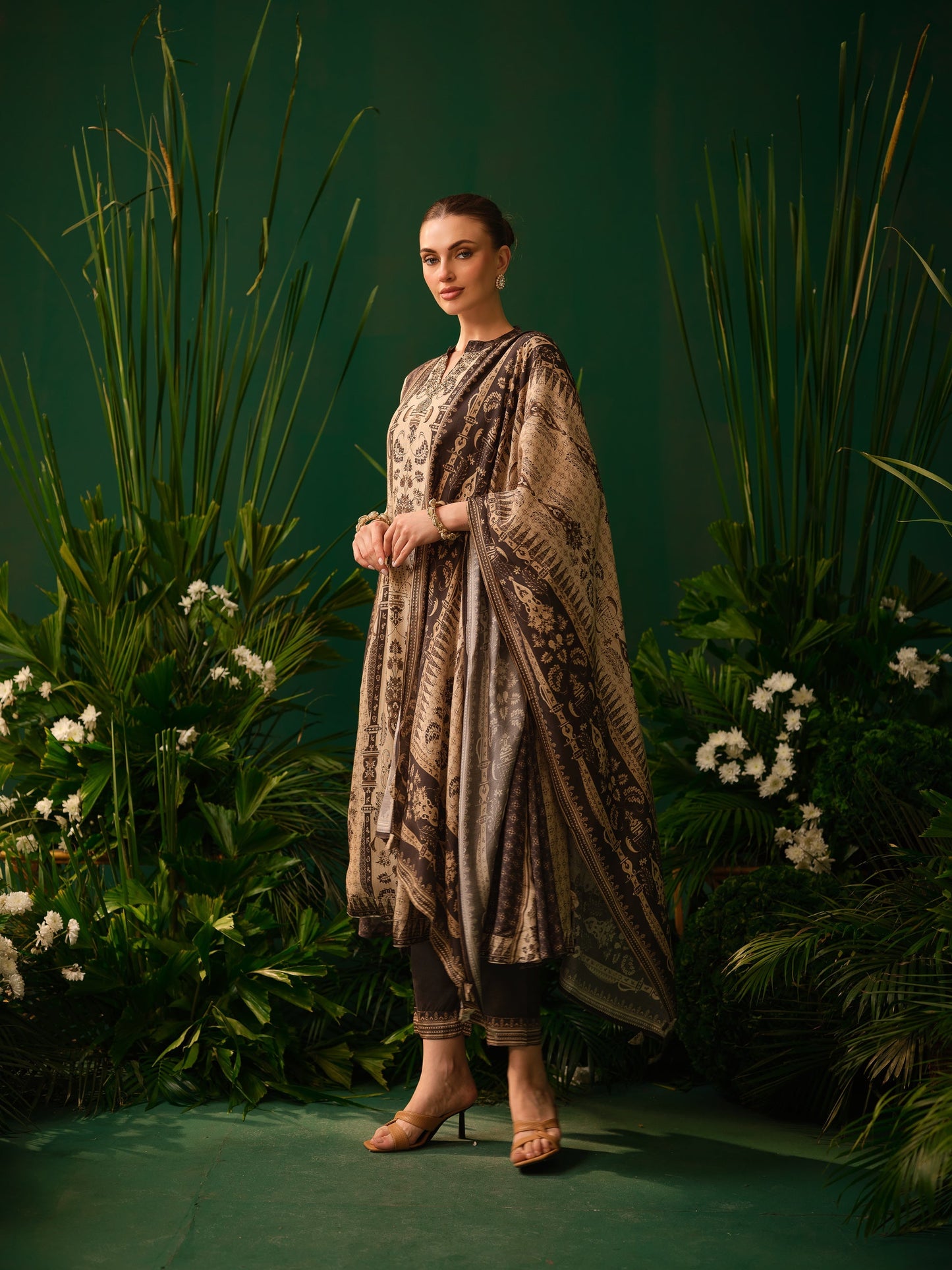 Mridha Ethnica Kurti Set